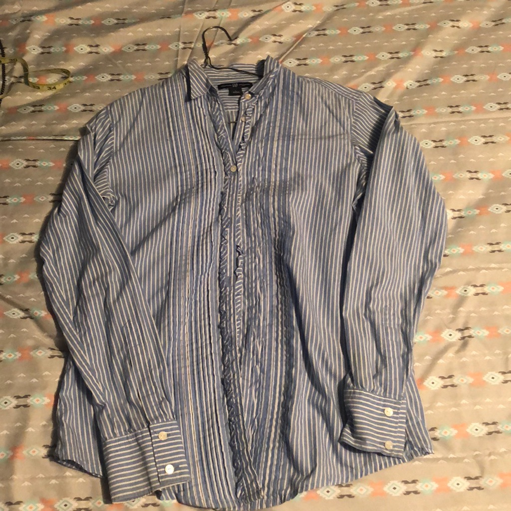 Gap Button Down With Ruffle Design